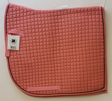 Load image into Gallery viewer, SALE! Flag-Tail Dressage Pad
